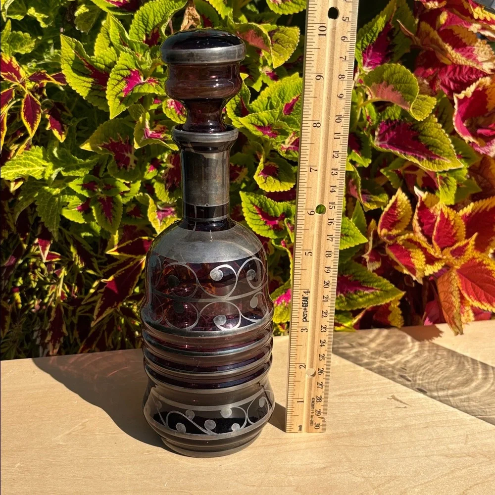 Vtg Venetian Glass Amethyst With Silver Deposit Decanter With 2 Cordial Glasses
